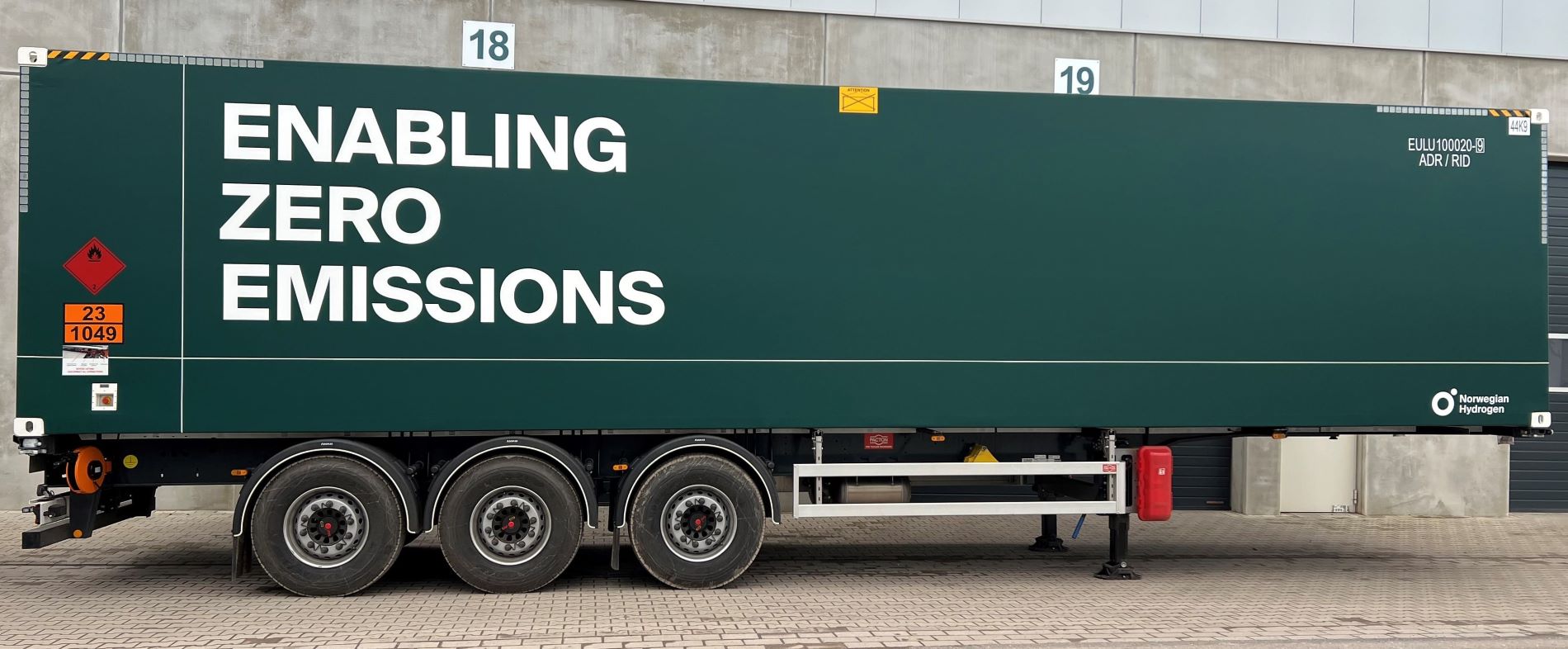 HYDROGEN tank CONTAINER MEGC + CHASSIS EUROTAINER