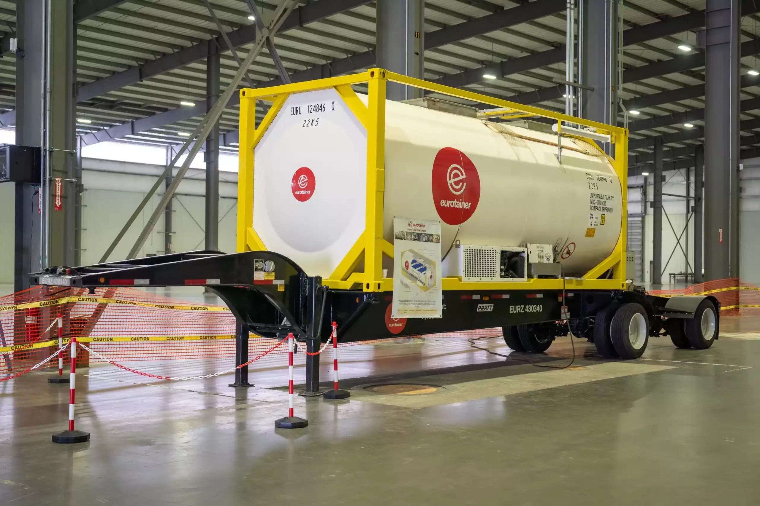 Eurotainer chasis with tank container-Customer-Tech-Day 2023