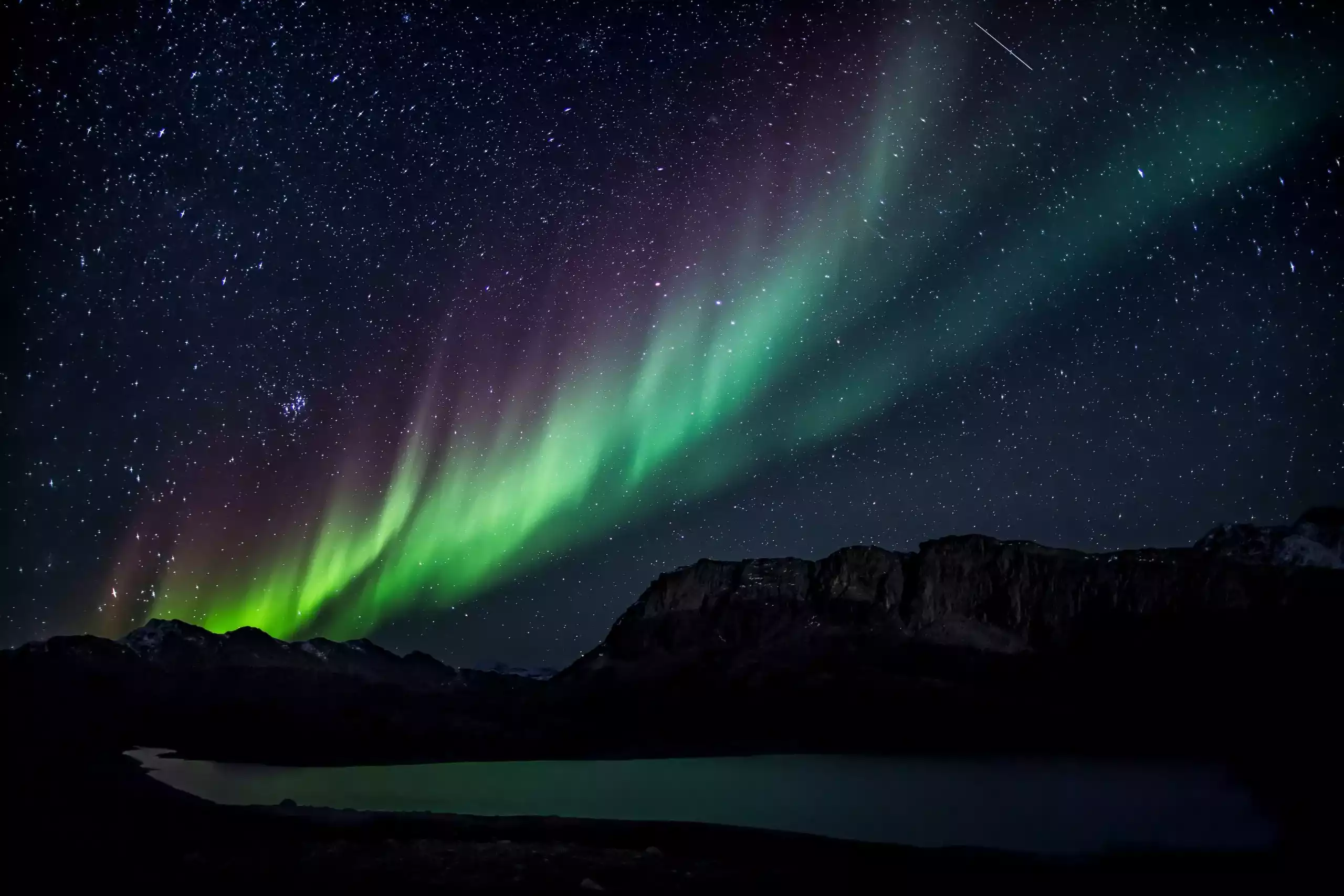 Aurora Borealis with tank container - eurotainer