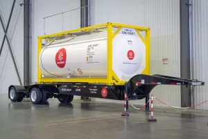 Liquid tank container on chassis - eurotainer