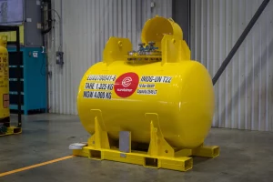T22 small portable tank on depot - eurotainer