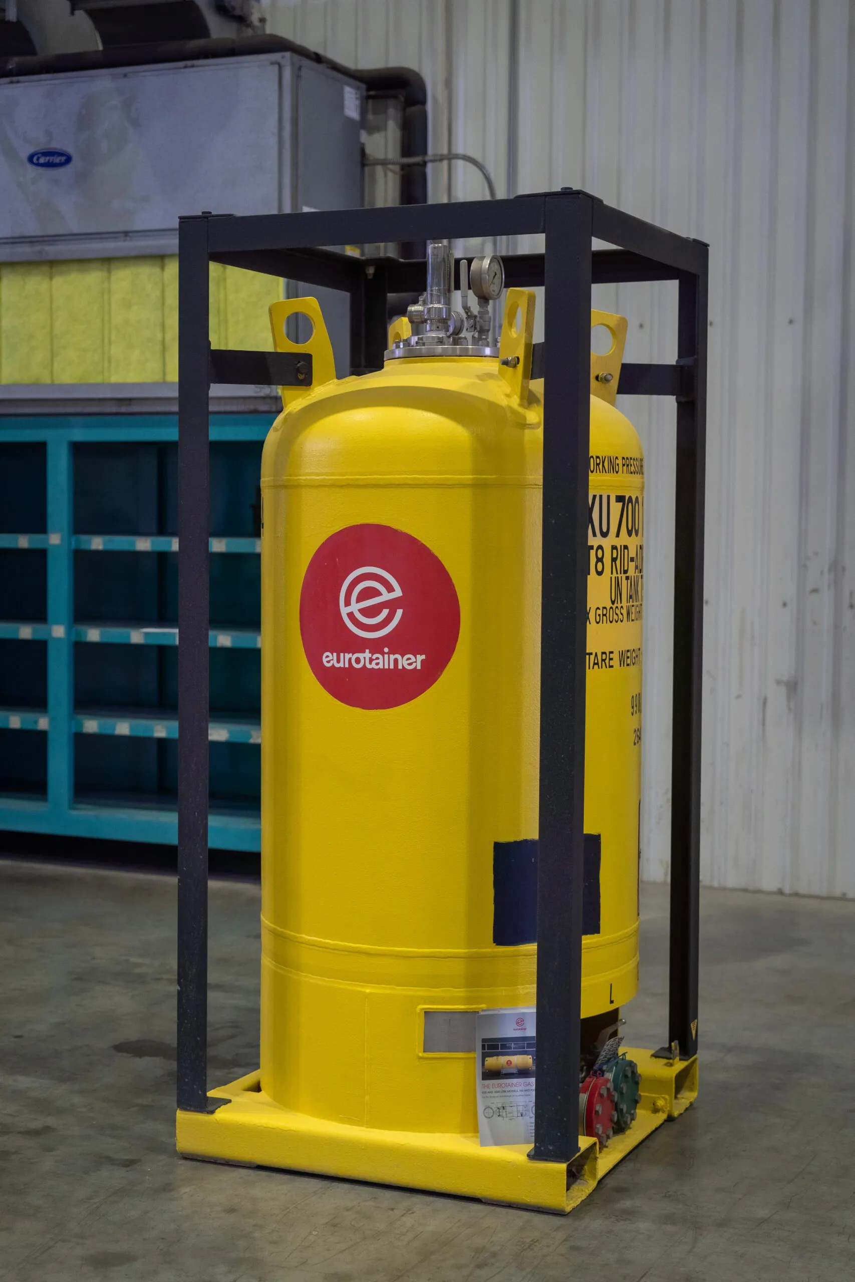 T50 cynlinder gas on depot - eurotainer