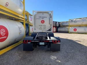 Cryogenic tank container with chassis - eurotainer