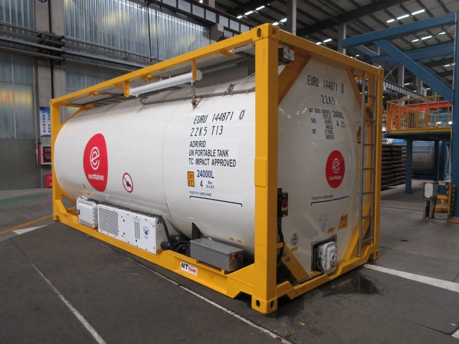 Temperature controlled T13 on workshop - eurotainer